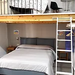 Center 4*