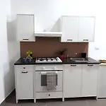 Center 4*