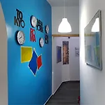 Center 4*