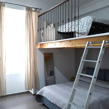 Center Bed & Breakfast 4*