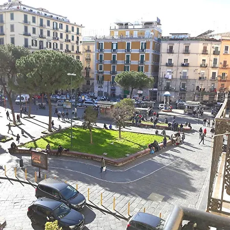 Center 2* Naples
