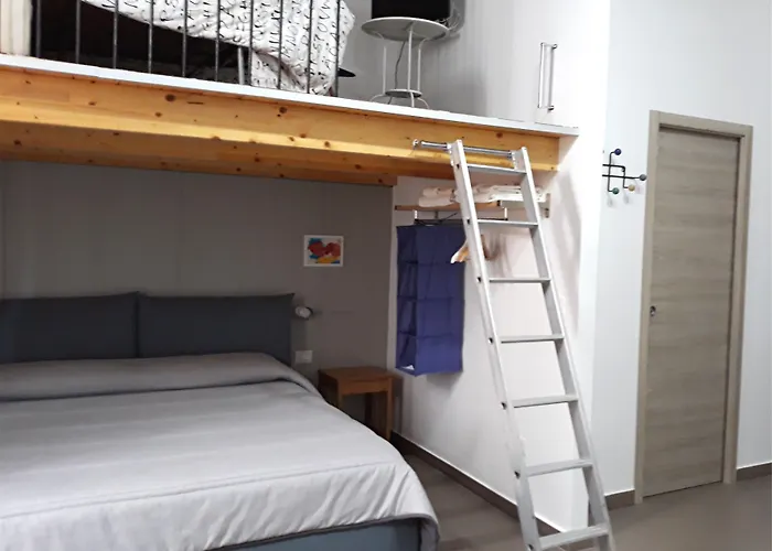 Oda ve Kahvaltı Center 4*