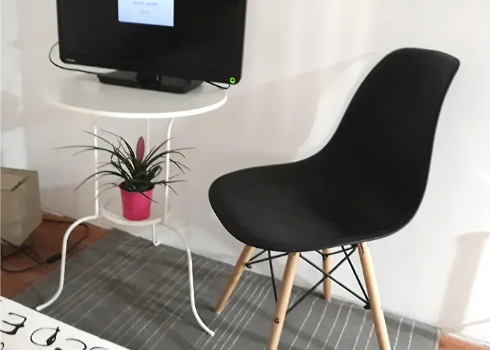 Center Oda ve Kahvaltı 4*